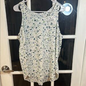 W98.   White Tank with Blue & Green Speckle Print